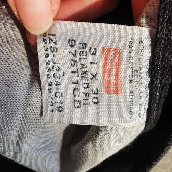 Vintage Wrangler Jean Shorts - Picture 3 of 3